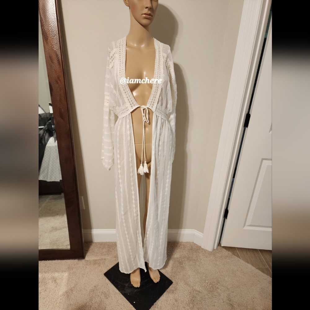 Long White Laced Kimono